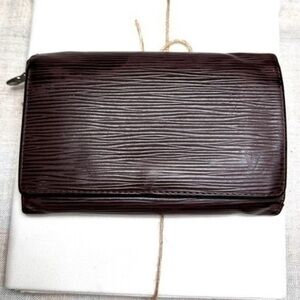 AUTHENTIC LOUIS VUITTON Monogram Porte-Monnaie Billet Tresor Wallet